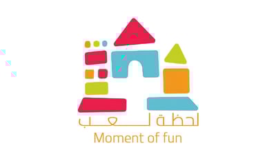لحظة لعب logo