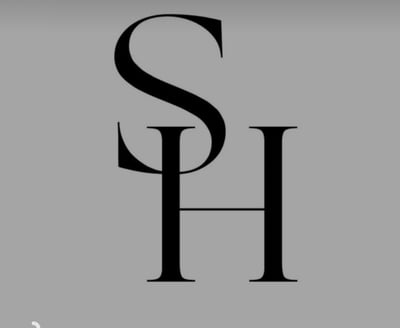 .SH STORE logo