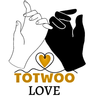 متجر توتو لوف | totwoo love logo