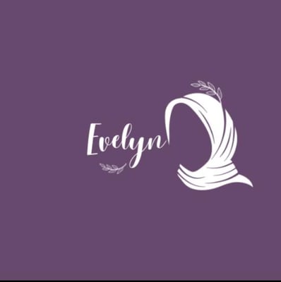 Evelyn🌸 logo