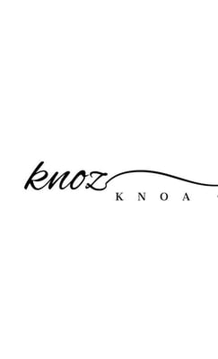 فساتين كنوز logo