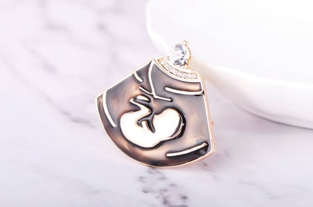 دبوس أشعة جنين