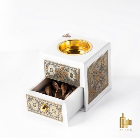 المبخرة الكلاسكية (أبيض)