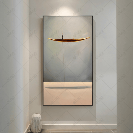 لوحة فنية لقارب معلق بخلفية درجات الرمادي