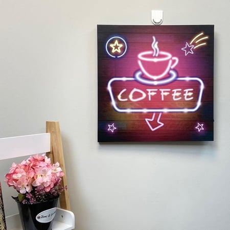 لوحة قماشية مضيئة لفنجان قهوة بسهم تحف العيد