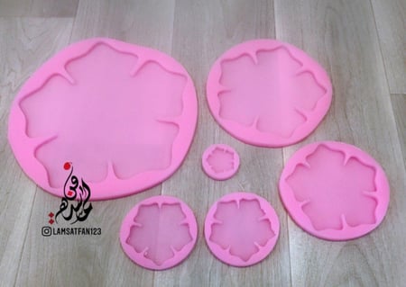 قالب الوردة الخماسية بمقاسات متعددة