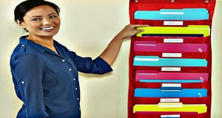 ملفات جدارية قماشية بلاستيكية