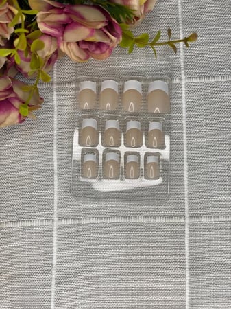 اظافر تركيب