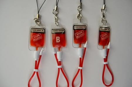 تعليقة  كيس دم