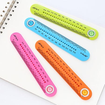 مسطرة  15cm مع دوائر رسم متوفرة أربع الوان