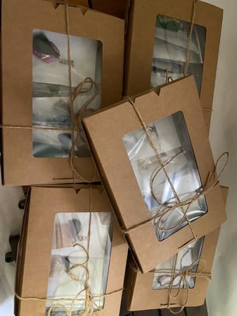 ميداليات بالطلب بالحبه لطلب التصميم التواصل 0541580087