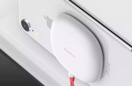 شاحن لاسلكي لاصق على الجوال