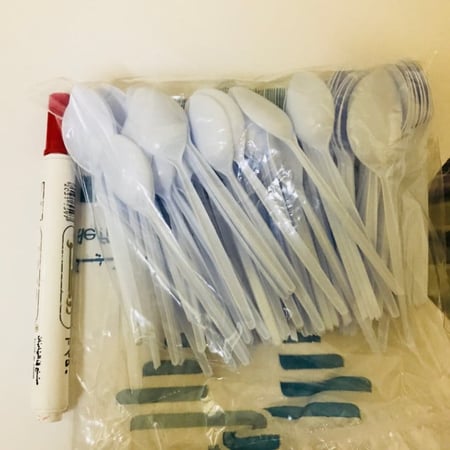 ملاعق ابيض صغير المغلف /100حبة