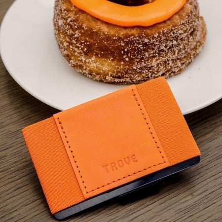 الإصدار الثاني من تروف برتقالي