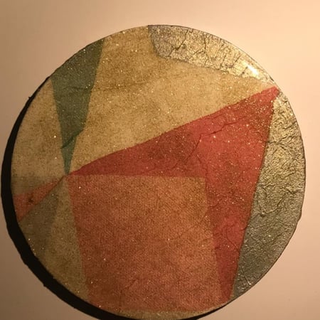 قاعدة اكواب دائرى