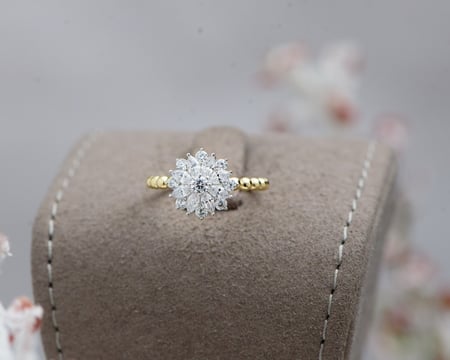 خاتم ذهب رقيق عيار 18