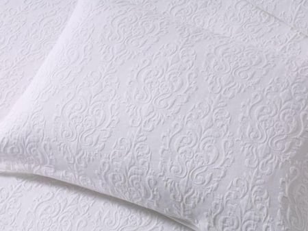 مفرش سرير نفر ونص فندقي