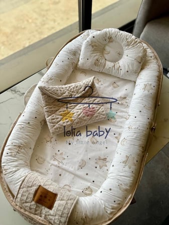 شنطة سرير متنقل للرضع والمواليد - خفيفة، مريحة، مثالية للسفر