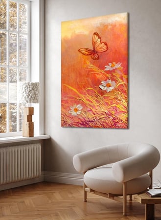 لوحة كانفاس على إطار خشبي بتصميم فراشة مع زهور الدايزى