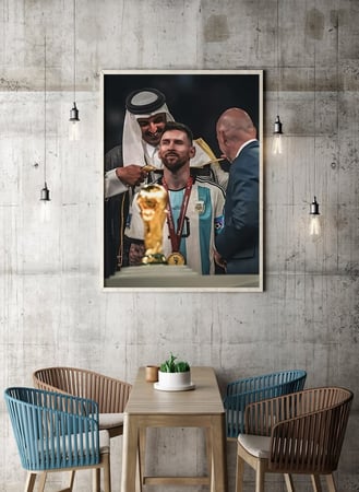 لوحة ميسي من مراسم التتويج بكأس العالم بسعر حصري من لوحة