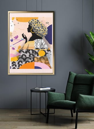 لوحة كانفاس على إطار خشبي بتصميم فن تجريدي لسيدة