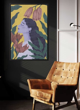 لوحة كانفاس على إطار خشبي بتصميم فتاة مع زهور