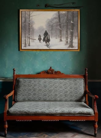 لوحة كانفاس على إطار خشبي بإطار خارجي باللون الخشبي وتصميم رجلان يركضان بالخيول في غابة كلاسيكي مثلجة