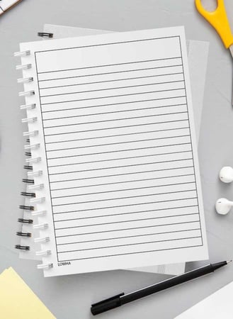 دفتر سلك ٦٠ ورقة بغلاف من الورق المقوى بتصميم شعار السعودية