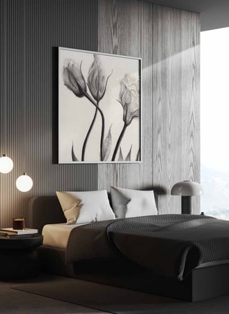 لوحة ازهار فخمه كانفاس مربعه بتصميم زهور جميله للديكور باالوان كلاسكيه