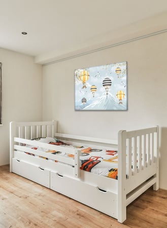 لوحة كانفاس على إطار خشبي بتصميم منطاد طائر