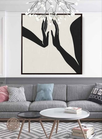 لوحة كانفاس على إطار خشبي بتصميم تلامس اليدين