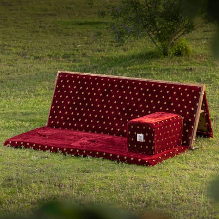 تكاية الفخامة "بعدة ألوان"