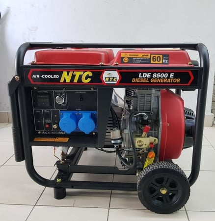 مولد كهرباء ديزل 6 كيلو واط سلف ان تي سي