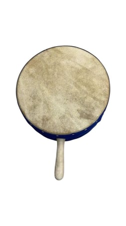 طبل سامري أصيل… نبض التراث بين يديك