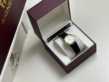 AIGNER black leather WATCH