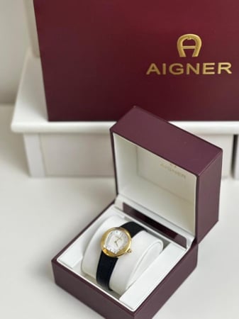 AIGNER black leather WATCH