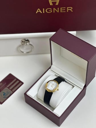 AIGNER black leather WATCH