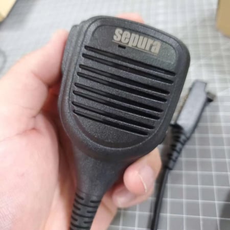 ريشة سماعة سيبورا