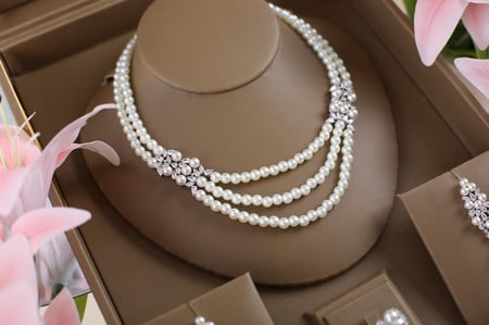 طقم لولو دقة الالماس