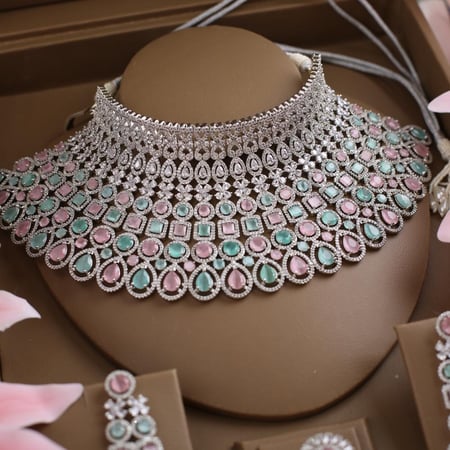طقم فخم هندي