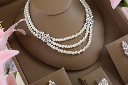 طقم لولو دقة الالماس