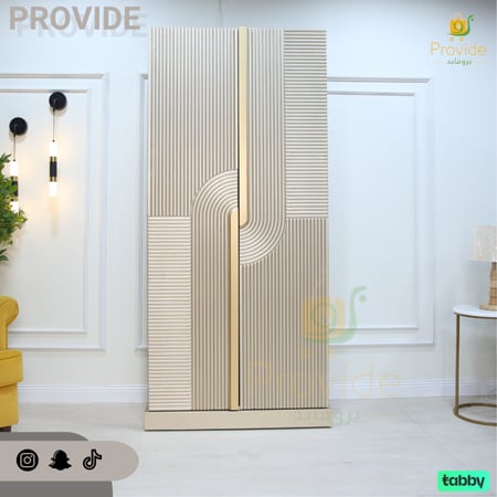 دولاب عبايات تصميم عصري فاخر بلمسات فنية فريدة