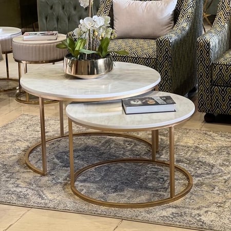 طقم طاولة حديد مع خشب شكل رخام ذهبي