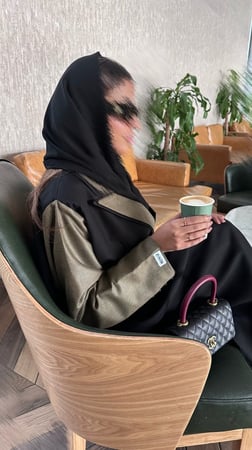 عبايه كتان هندي اسود - اكمام كتان مخلوط شتوي -طرحه مجاناً