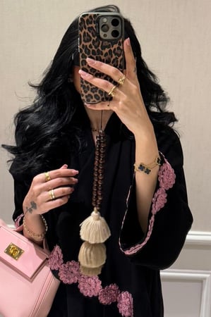 عباية العيد بعدة الوان