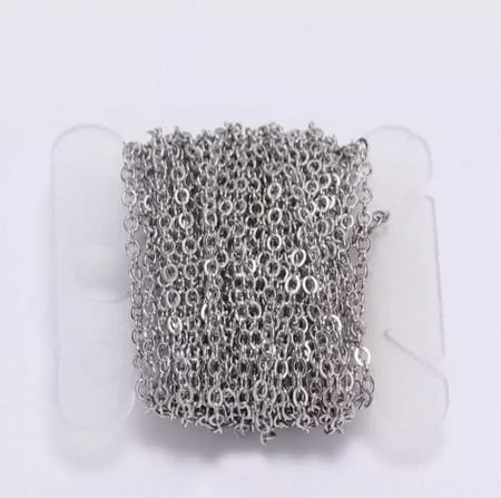 سلاسل معدنية  بطول (5 متر)