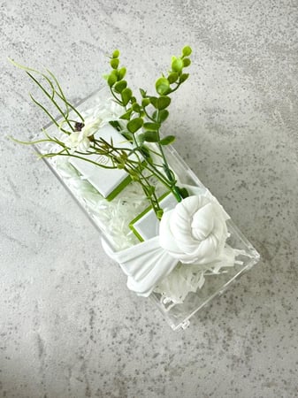 تغليف الهدايا صغير