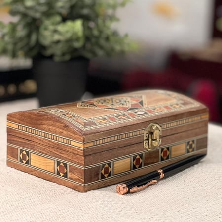 علبة سورية موزاييك فاخرة ( حجم ثمن كيلو )