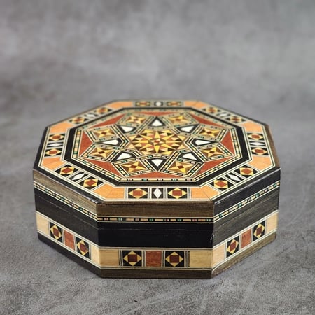 علبة سورية موزاييك فاخرة ثمانية