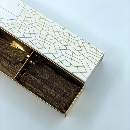 رقائق عود فيتنامي ولاوسي وتراد